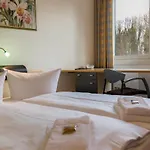 Hotel Seepark Am Wandlitzsee 3*