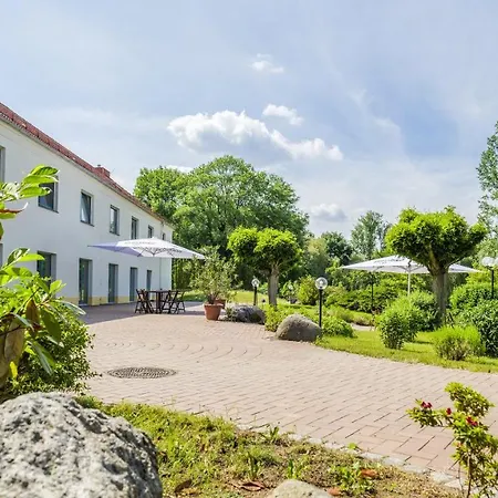 Hotel Seepark Am Wandlitzsee 3*