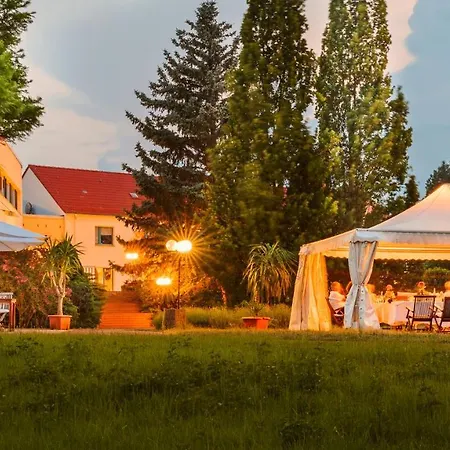 Seepark Am Wandlitzsee Отель