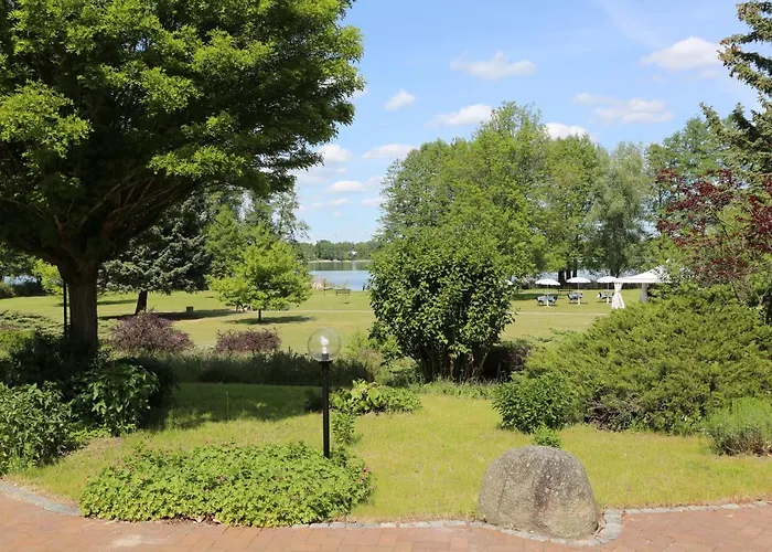 מלון Seepark Am Wandlitzsee 3*